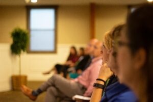 ru-recovery-ministries-zAUFtGIWc0E-unsplash People attending a functional health seminar